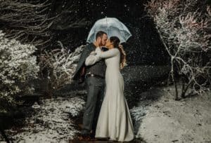 What a beautiful winter wedding